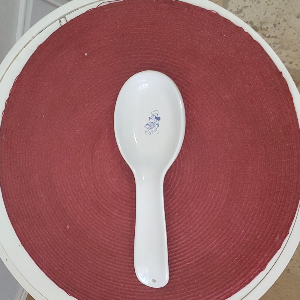 Retired Disney Gourmet Mickey Mouse Chef Ceramic Spoon Rest
